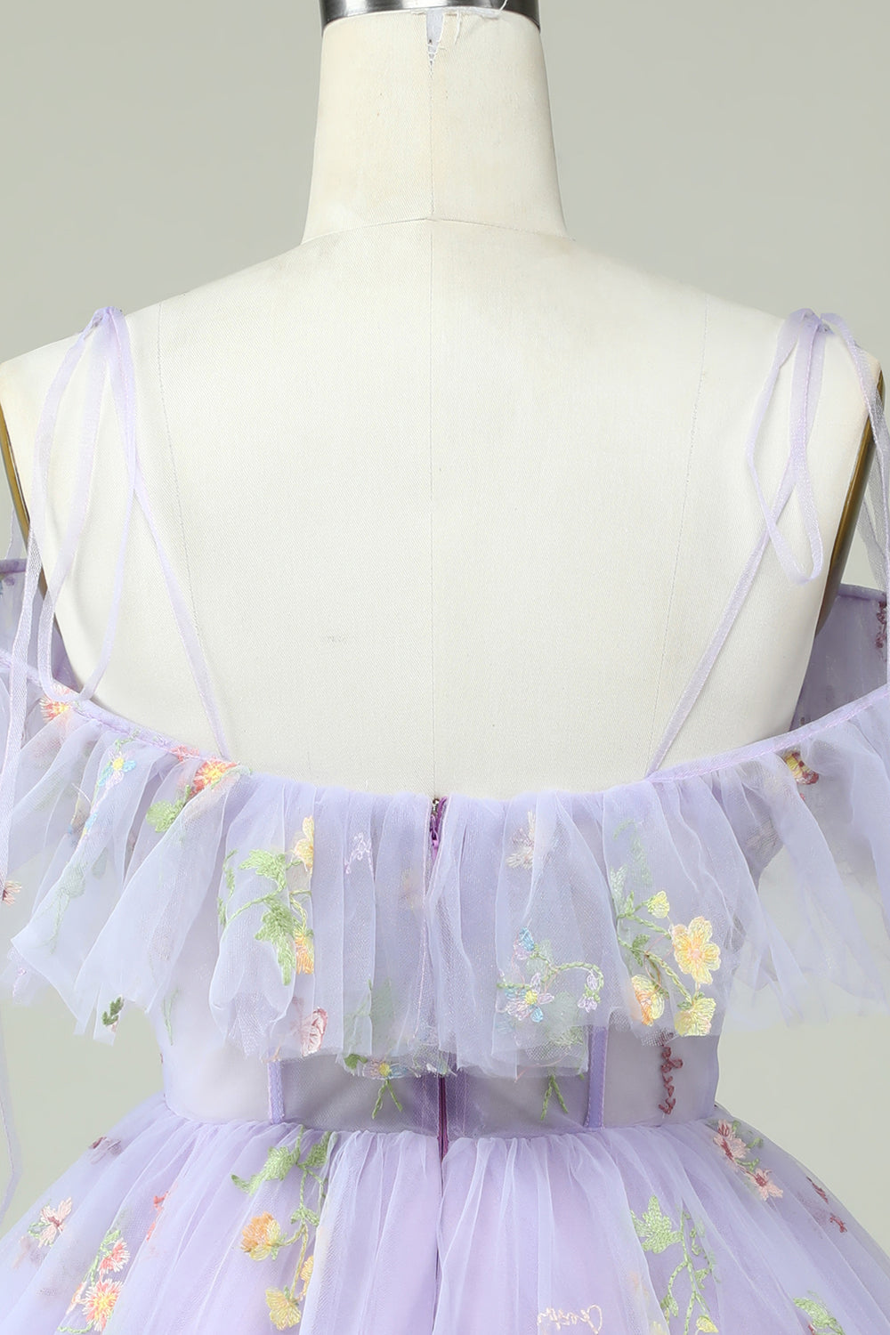 Lavendel Av Axeln Corset Hemkomst Klänning med Volanger