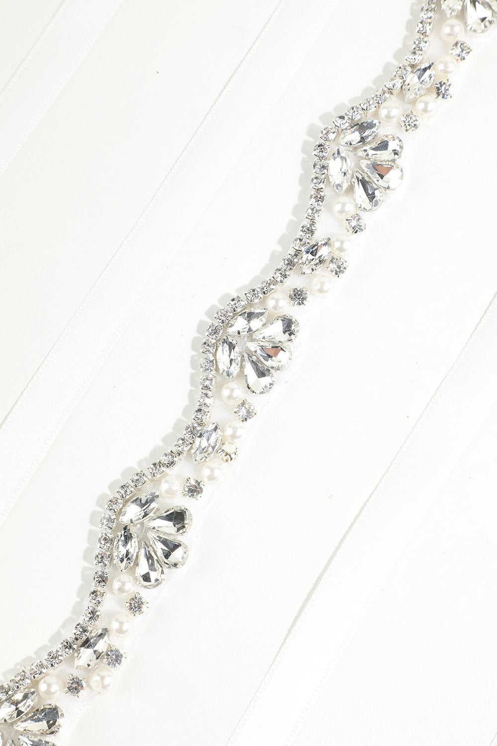 Vitt Bälte med Rhinstone