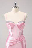 Glittrande rosa spaghetti remmar Tight Homecoming Klänning med Beading