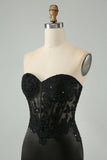 Glittrande svart Bodycon Sweetheart Corset Homecoming Klänning med applikationer