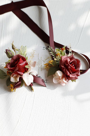 Elegant rouge Prom Wrist Corsage och mäns Boutonniere för bröllopsfest