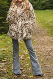 Leopardmönstrad Maxi Shearling Kappa med Bälte
