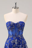 Royal Blue A Line Axelbandslösa applikationer Korsett lång balklänning med slits