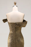 Off The Shoulder Metallic Gold Sheath Prom Klänning Med Slits