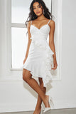 Vit Ruffled Chiffong Spaghetti Straps Examen Klänning