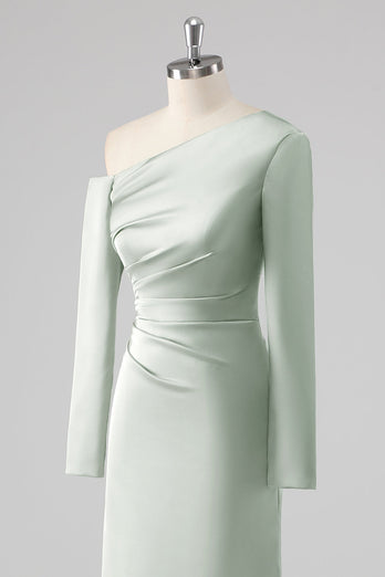 One Shoulder Satin Sage Sheath Bridesmaid Klänning med långa ärmar