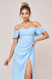 Himmelsblå Fodral Ruffle Off The Shoulder Lång Brudtärna Klänning Med Slits