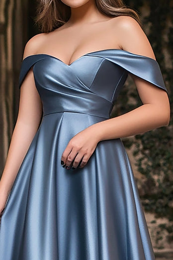En linje Dusty Blue Off The Shoulder Plisserad Plus Lång Prom Klänning