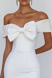 Off the Shoulder Bodycon Vit Graduation Klänning med Rosett