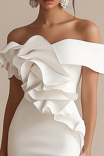 Vit Off The Shoulder Satin Ruffled Graduation Klänning