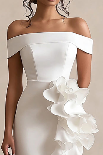 Off the Shoulder Vit Satin Graduation Klänning Med Ruffles