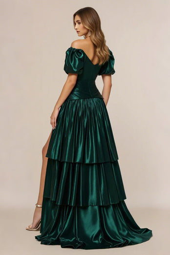 Off the Shoulder Mörkgrön En Linje Tiered Satin Prom Klänning