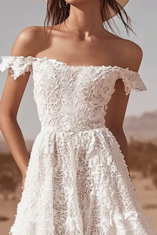 Off the Shoulder Spets Hög-Låg Vit Boho Bröllopsklänning