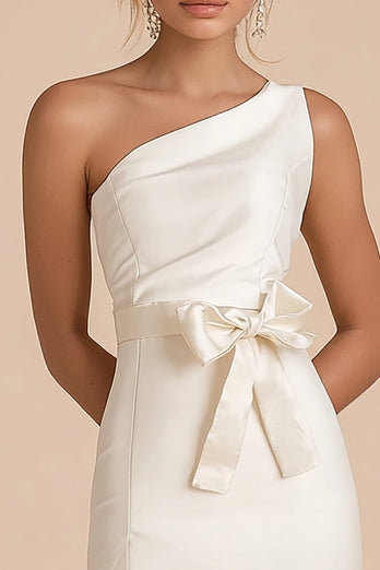 Vit Bodycon One Shoulder Kort Examensklänning med Slits