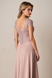 Dusty Rose A Line Satin Lång Klänning för Brudens Mor med Spets