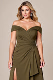 Off The Shoulder Oliv Lång Plus Size Klänning För Brudens Mor Med Slits