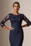 Bodycon 3/4-ärm Midi Marinblå Klänning för Brudens Mor med Spetsapplikationer