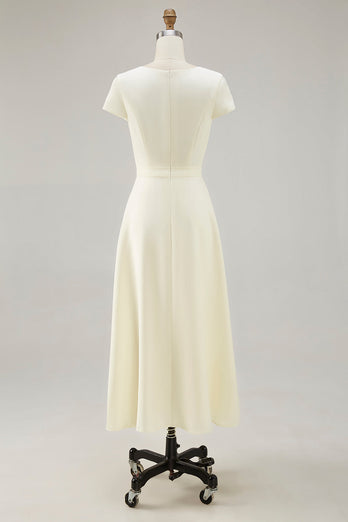 Påsklilja A Line Båt hals Vintage Satin Lång Arbetsklänning