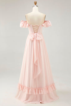 Off The Shoulder Rodna Ruffled En Linje Brudtärna Klänning Med Slits