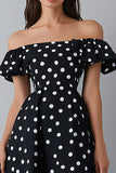 Off The Shoulder Volangled Svart Vit Polka Dots Klänning