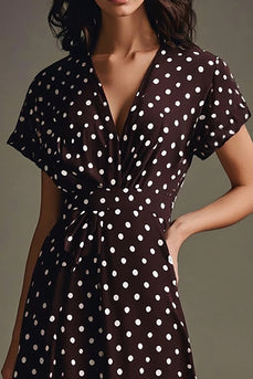 A Line Chiffong Kaffe Vita Polka Dots Klänning med Korta ärmar