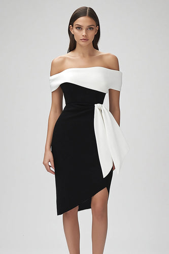 Kort Bodycon Ivory och svart cocktailklänning med volanger