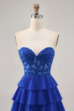 Axelbandslös A-linje Tiered Korsett Royal Blue Homecoming Klänning med Beading