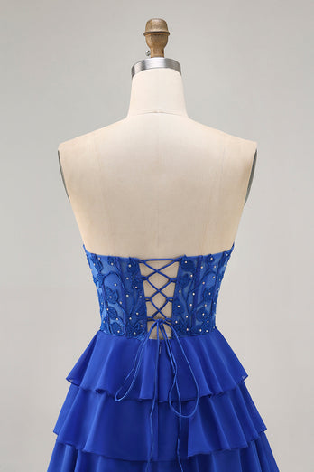 Axelbandslös A-linje Tiered Korsett Royal Blue Homecoming Klänning med Beading