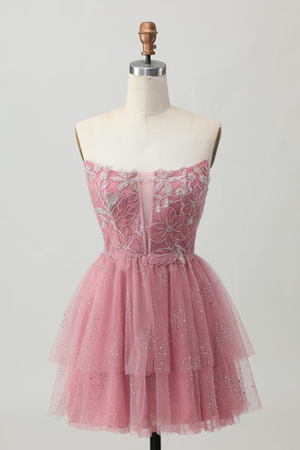Dusty Rose A-linje Axelbandslös Tiered Tyll Kort Homecoming Klänning med Beading