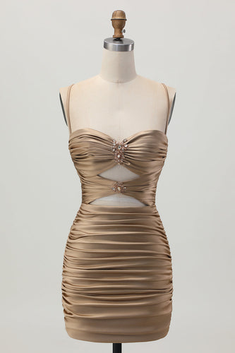 Mörk Khaki Rynkad Cut-Out Tight Mini Homecoming Klänning med Snörning Upp Tillbaka
