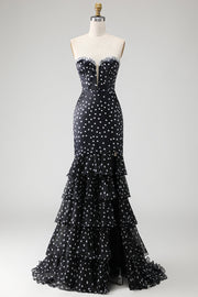 Svart vit prickig axelbandslös sjöjungfrukorsett med flera nivåer och lång balklänning med paljetter