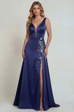 Marinblå V-ringad applikation En linje Satängklänning Mother of the Bride med slits