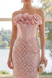 Glitrig, axelbandslös korsettrouge bodycon miniklänning med 3D-blomma