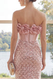 Glitrig, axelbandslös korsettrouge bodycon miniklänning med 3D-blomma