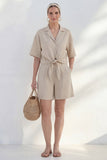 Khaki-notched lapel enkelknäppt kortärmad damkostym