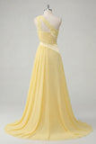 A-linje Chiffon Butter Yellow Enaxlad rynkad maxiklänning med slits