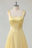 A-Line Butter Yellow Chiffon Korsett-maxiklänning med korsett med korsett i halsen