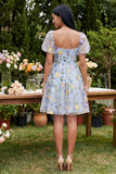 Blå blommade A-linje med broderad midiklänning med broderad hals och puffärmar