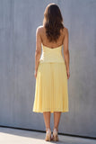 Halter Gul enkelknäppt veckad A-linje midi-arbetsklänning