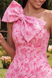 Enaxlad A-linje fuchsia jacquard mini homecoming-klänning med rosett