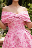 A-linje fuchsia jacquard med axelbunden mini-homecoming-klänning med rosett