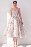 A-linje White Flower axelbandslös chiffon midiklänning med vita blommor