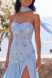 Chiffon Blue A-Line Sweetheart blommig maxiklänning med slits