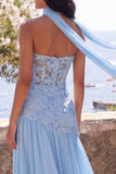 Chiffon Blue A-Line Sweetheart blommig maxiklänning med slits