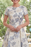 Dammig blå Jacquard rund hals blommig lång brudmorsklänning med kortärmade ärmar