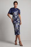 Marinblå blommig bodycon midi Mother Of the Bride-klänning med mantel