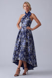 A-linje marinblå blommig halterneck, Jacquard High Low Mother of the Bride Klänning