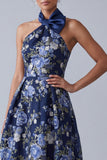 A-linje marinblå blommig halterneck, Jacquard High Low Mother of the Bride Klänning