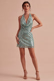 Glittrig ljusgrön halterneck-tight mini paljettcocktailklänning