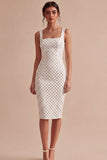 Vit och svart fyrkantig hals bodycon midi prickiga klänning
